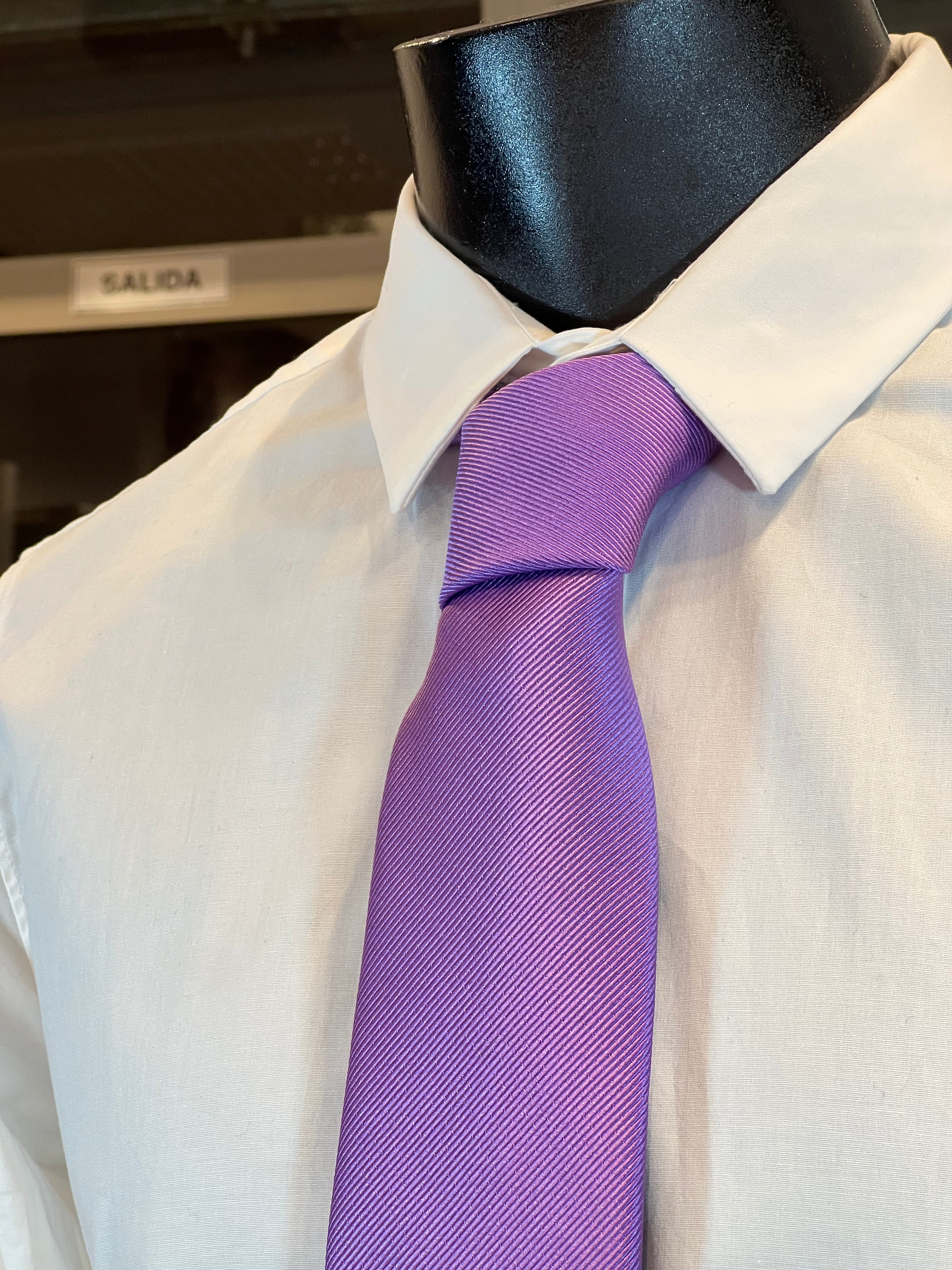 Corbata de Seda Atelier F&B Genève (Morado Eléctrico)