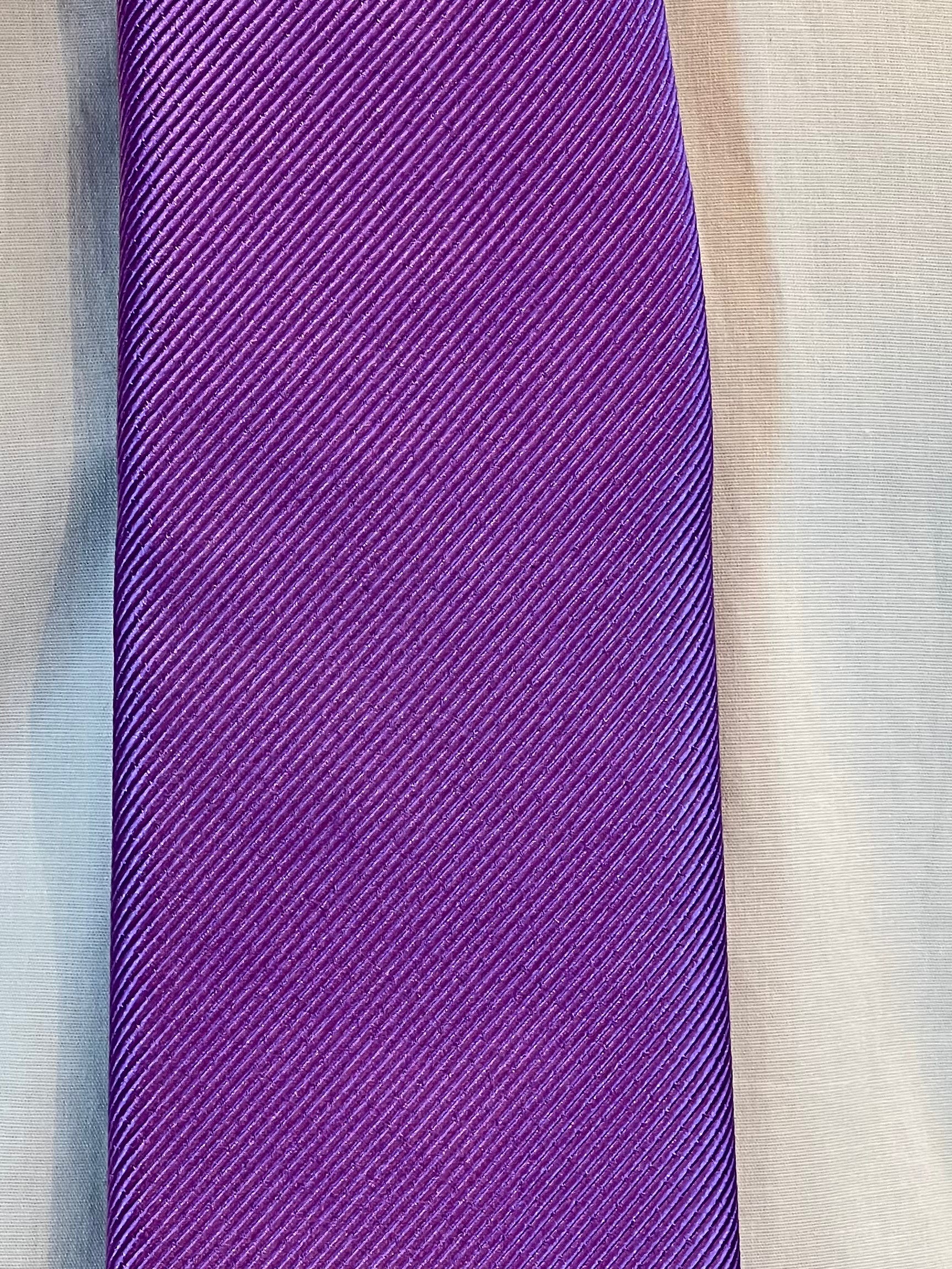 Corbata de Seda Atelier F&B Genève (Morado Eléctrico)