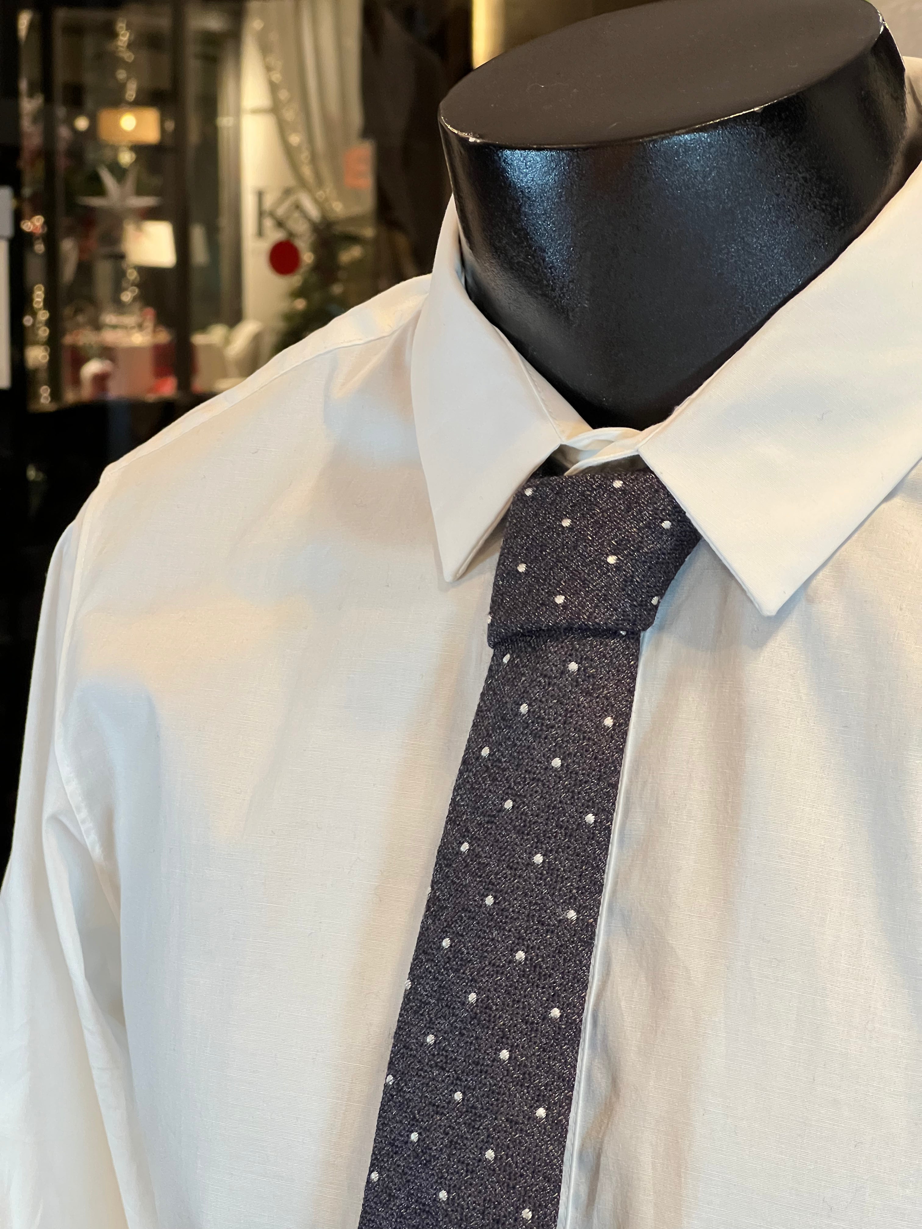 Corbata John Blond de Lana y Seda (Lunares)