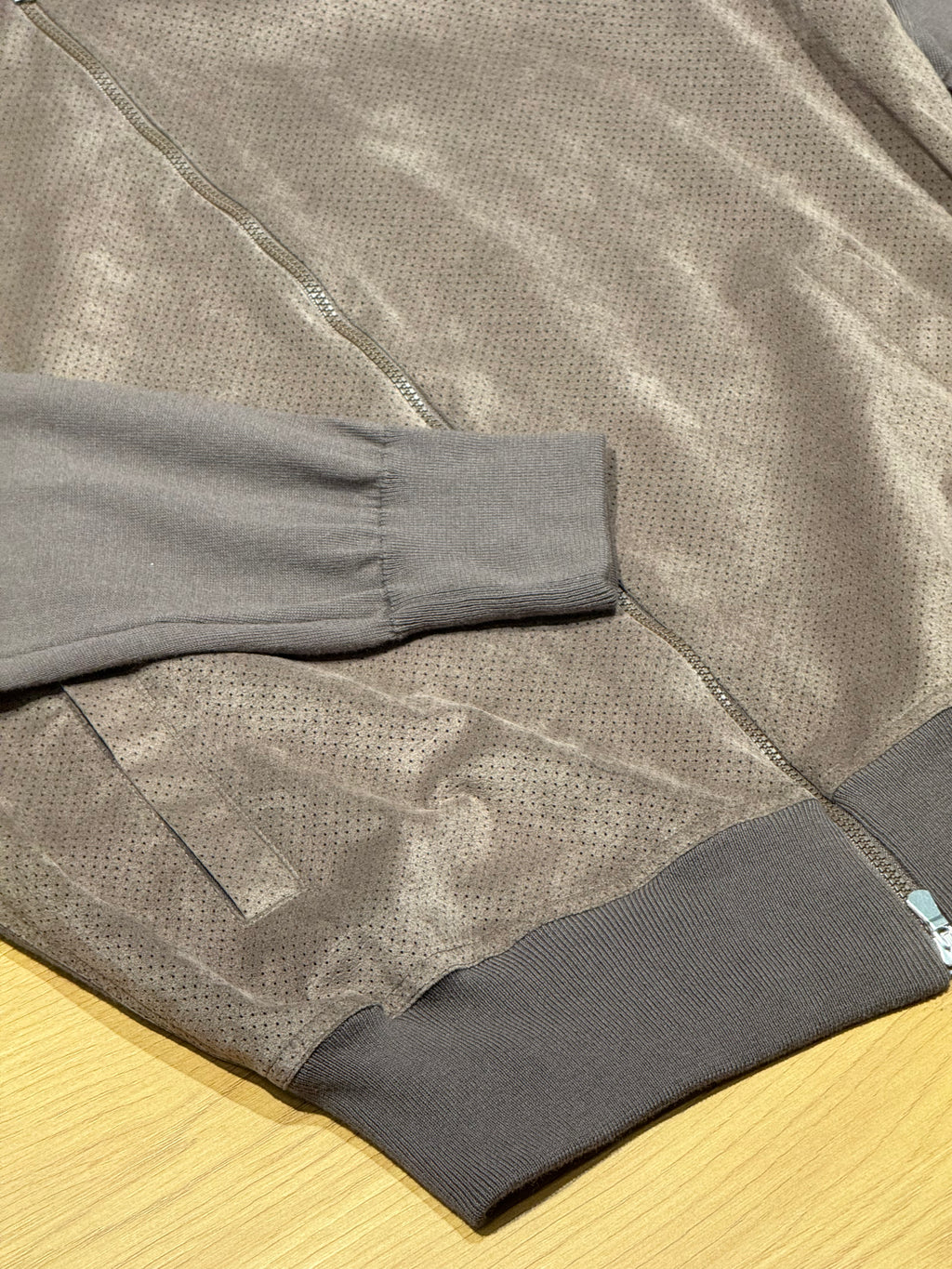JB Zip-up Jacket