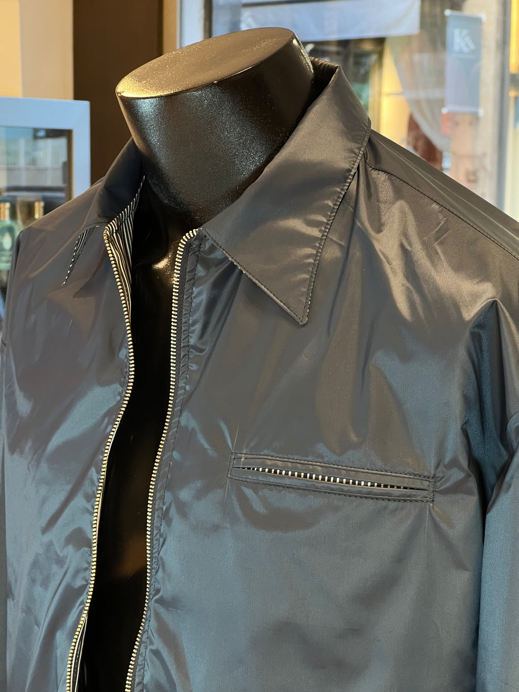 JB Windbreaker Azul Marino