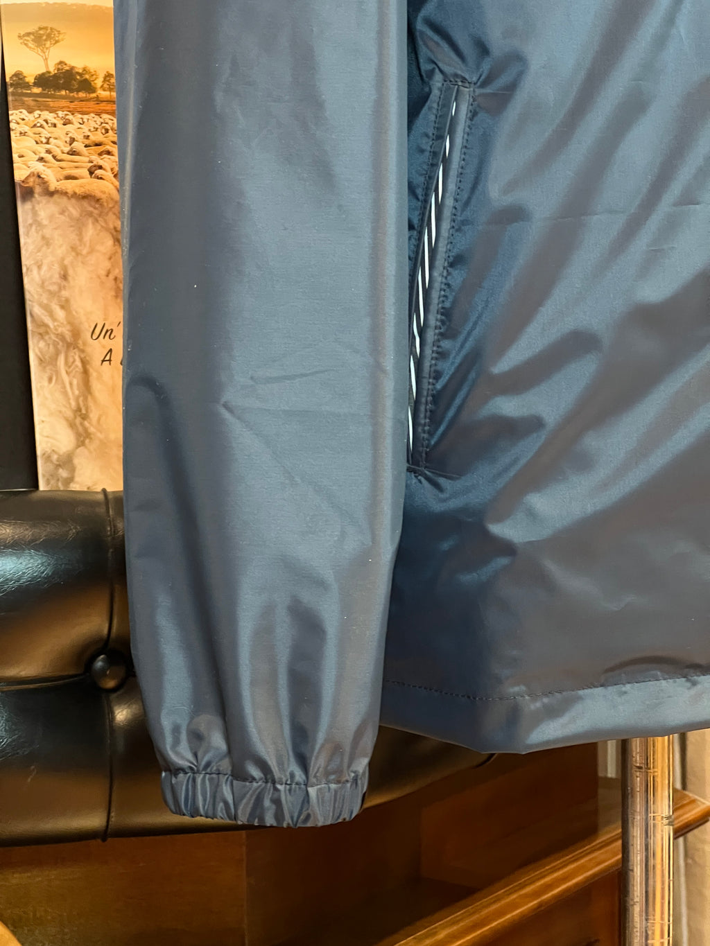 JB Windbreaker Azul Marino