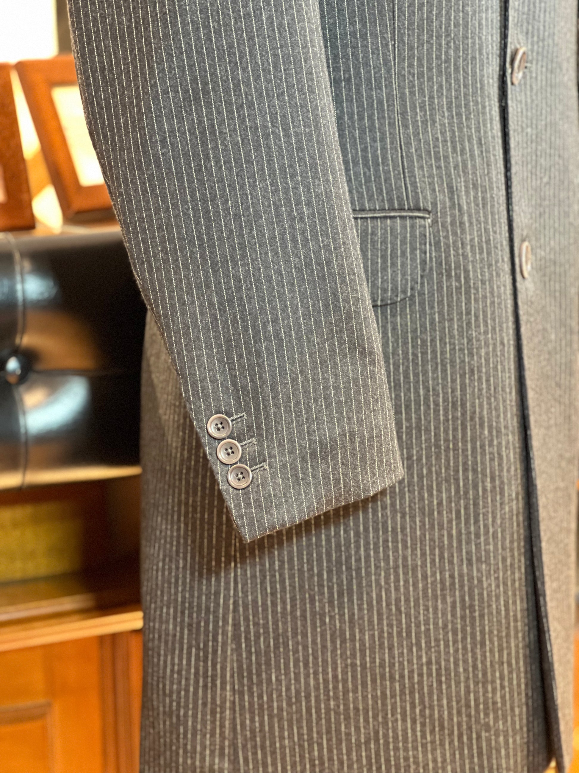 Abrigo largo de lana en raya diplomática – Vitale Barberis Canonico