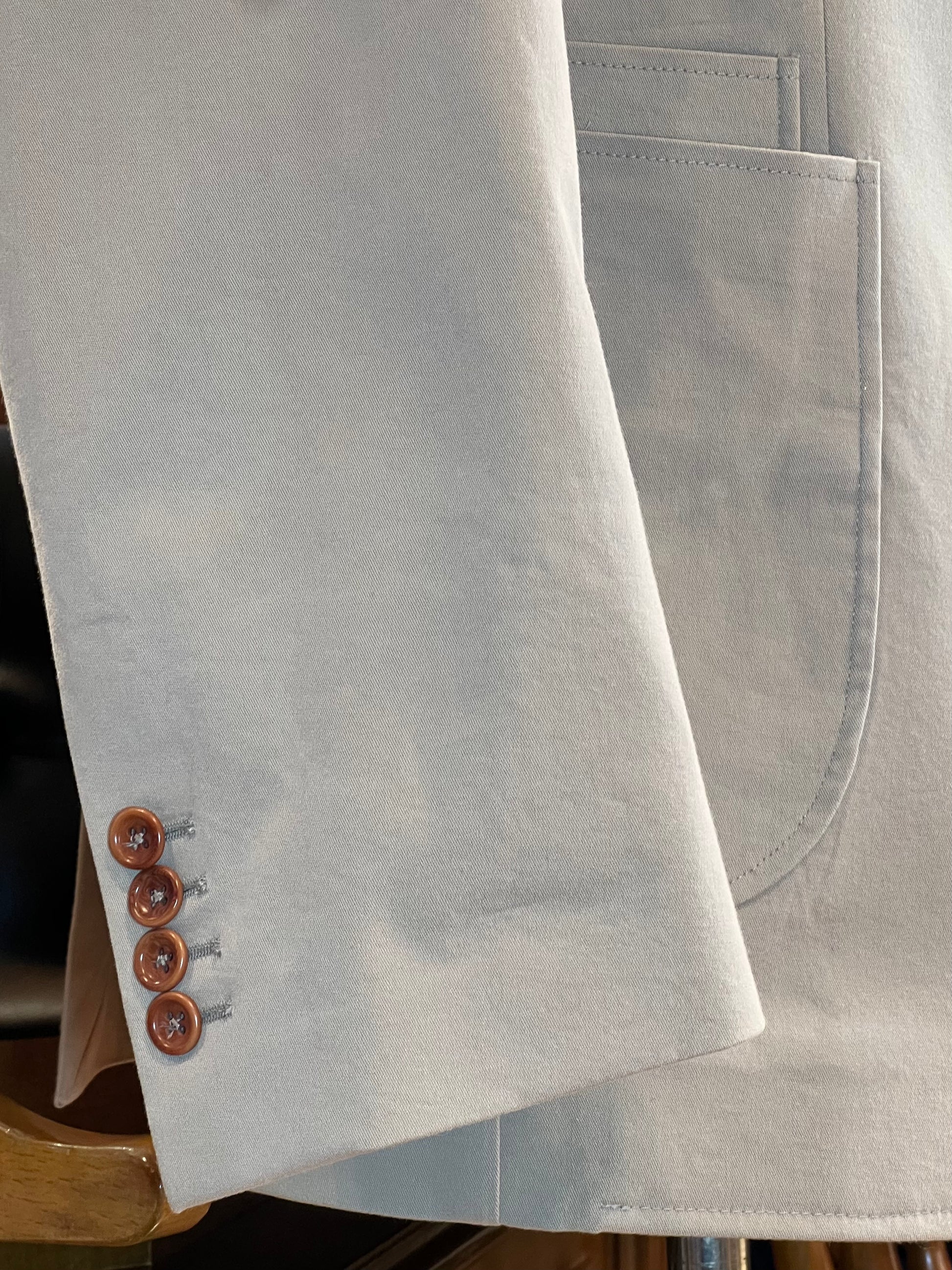 Americana beige algodón premium “Albini Su Misura”