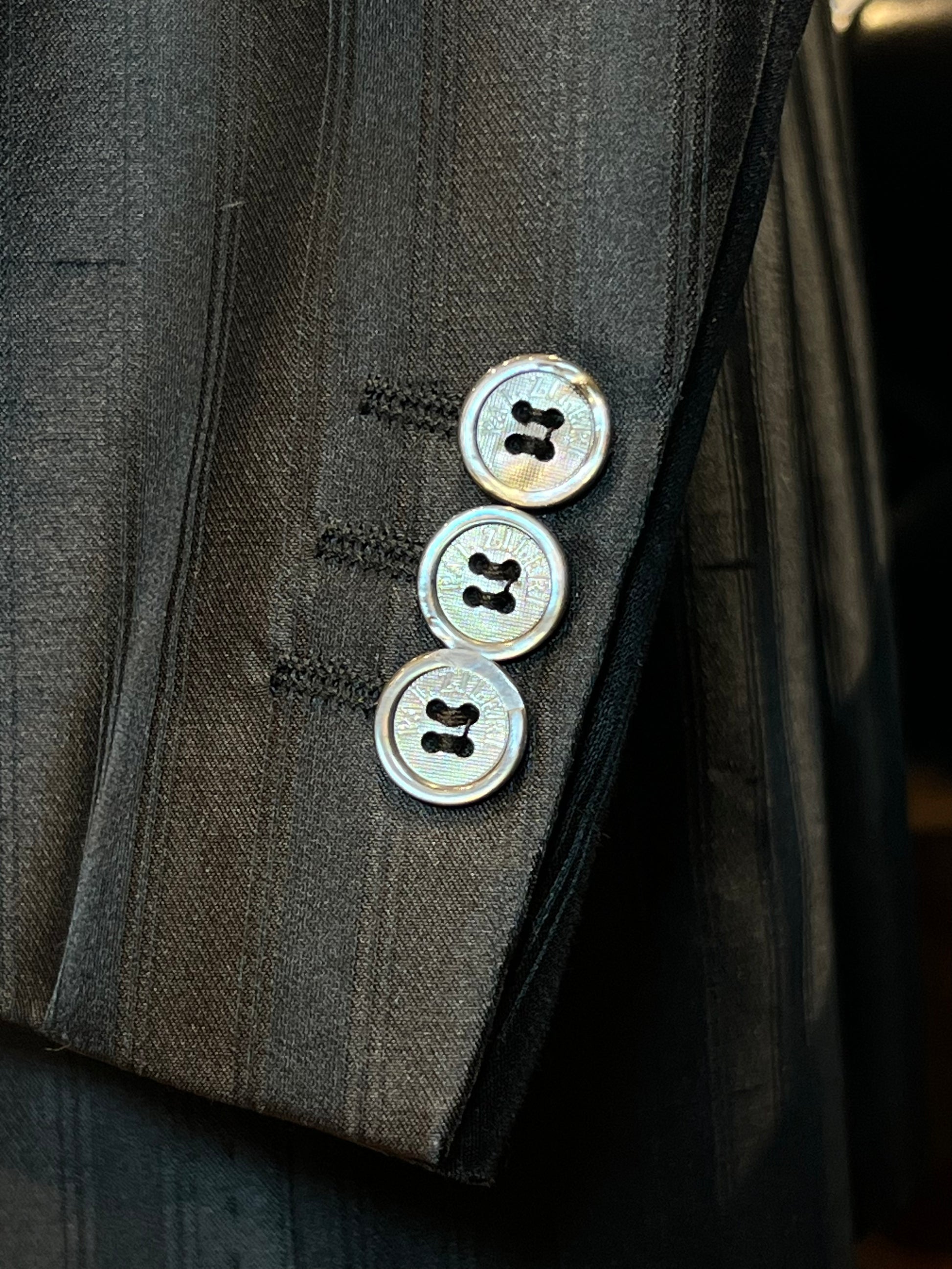 Traje negro ceremonia Pal Zileri – 100% Seda